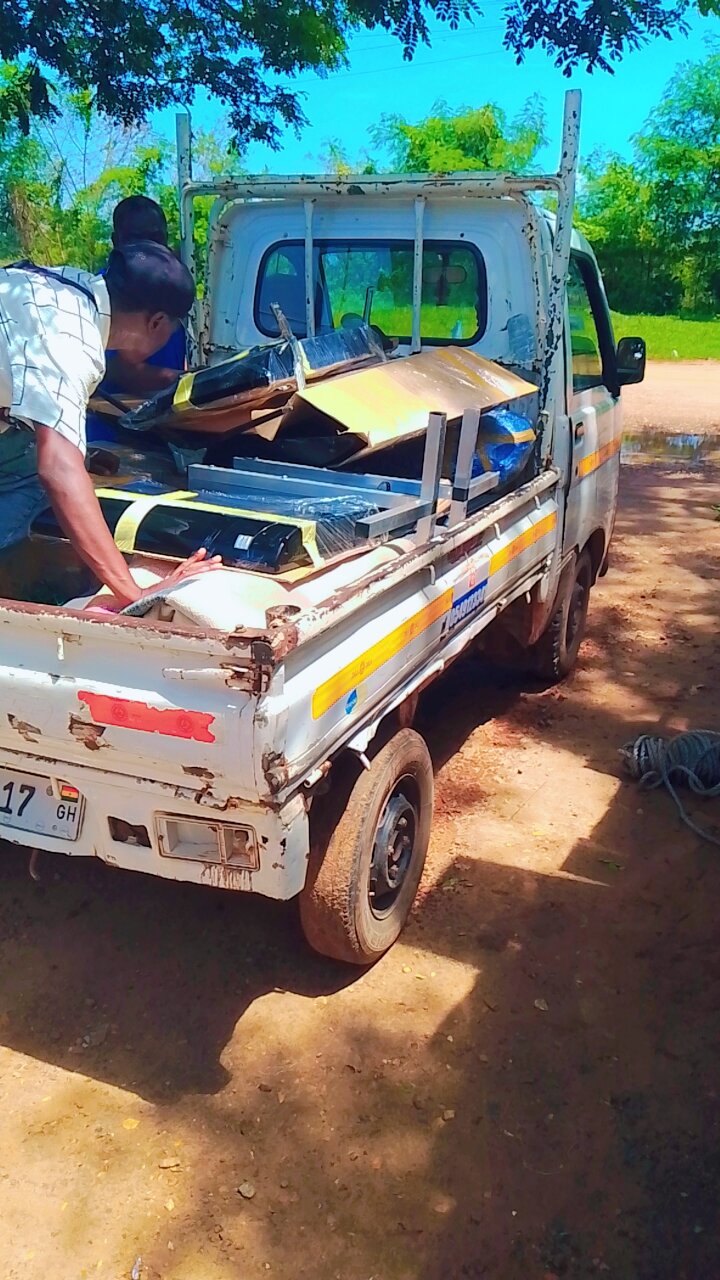 Loading cargo for export